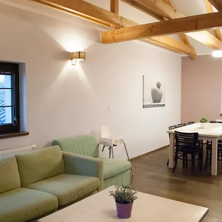 Apartmán Cestář *